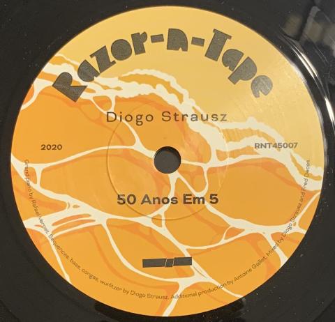 #398 Emancipagao / 50 Anos Em 5 - Diogo Strausz